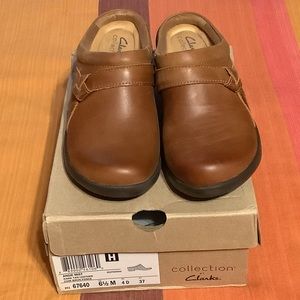 Final Sale! Collection by Clark’s Brown Leather Mule Size 6 1/2